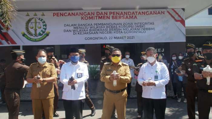 Pencanangan  dan Penandatanganan Komitmen Bersama Kejaksaan Negeri Kota Gorontalo